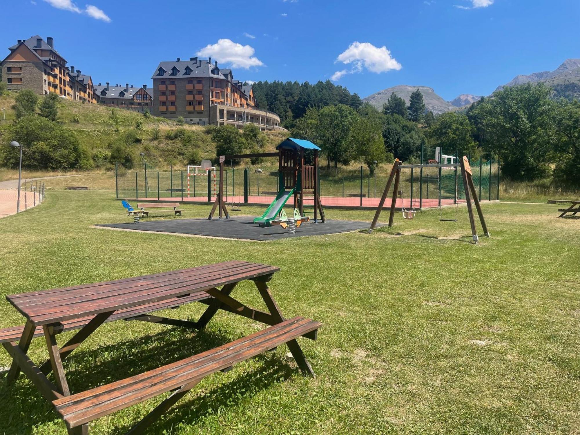 Ventanal De Saras Petfriendly Garaje Trastero Y Chimenea - Arafita Apartamentos Panticosa Εξωτερικό φωτογραφία